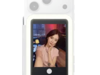 Use the Best Camera on your Phone for selfies with Insta360 Snap